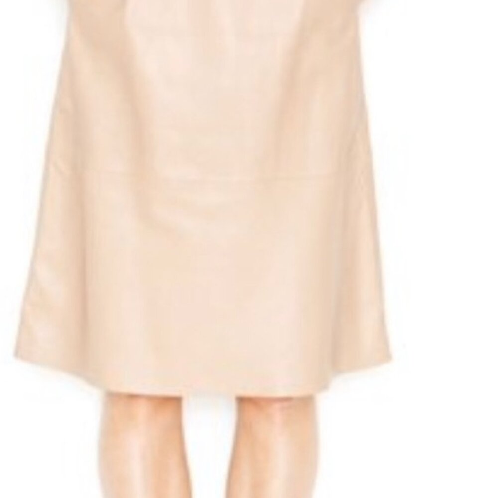 Preowned French Connection Blush Soft Leather Skirt. Size 8.
